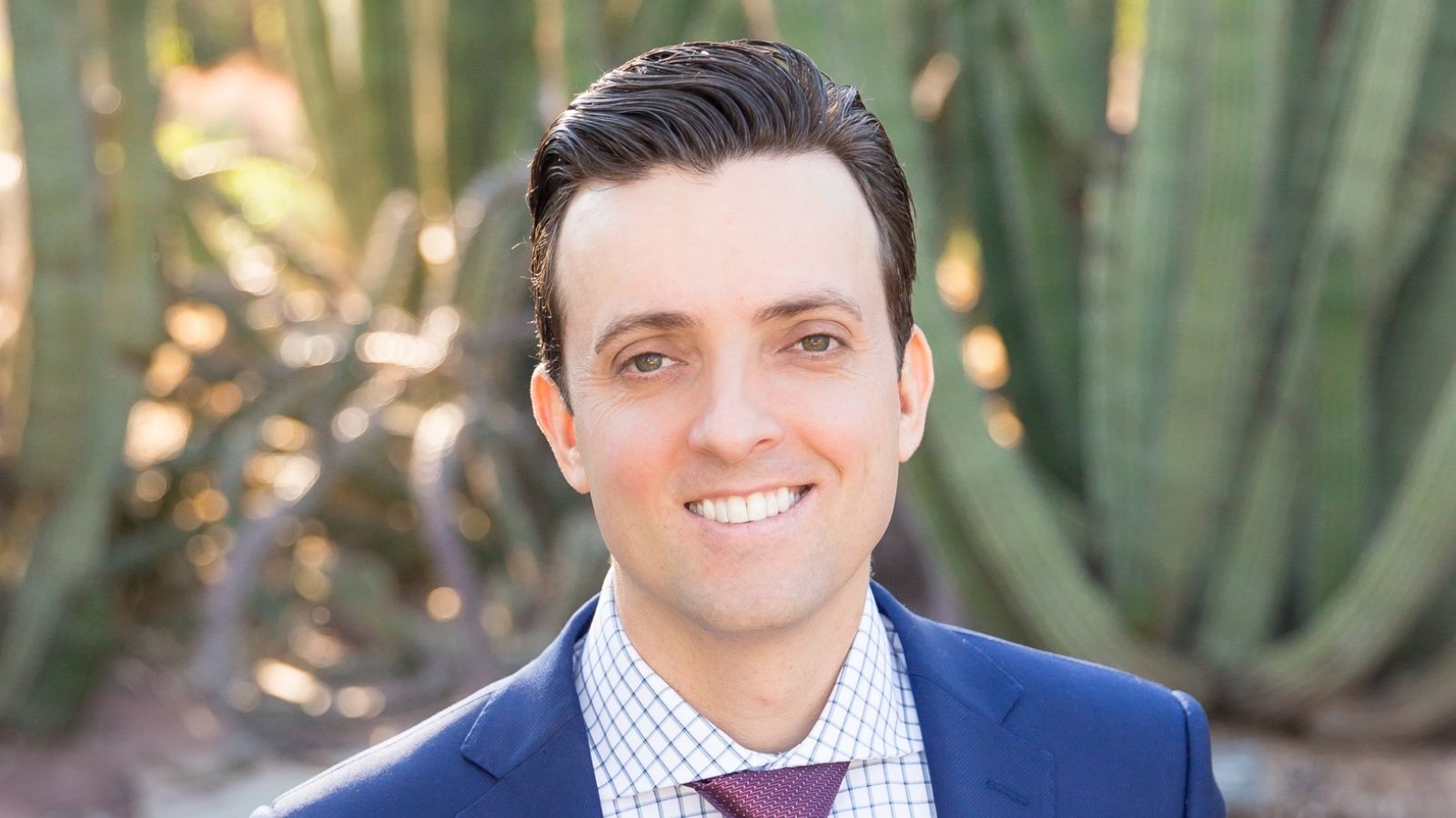 Dustin Giannangelo of Fusion Wealth Management: How To Successfully Ride The Emotional Highs & Lows Of Being An Entrepreneur