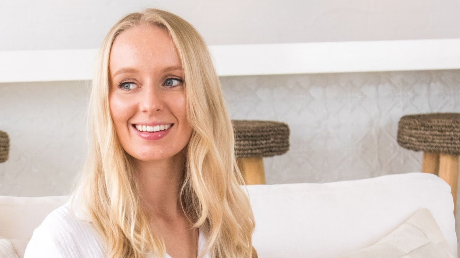 Jessica Williamson of Ete Swimwear: How To Successfully Ride The Emotional Highs & Lows Of Being An Entrepreneur