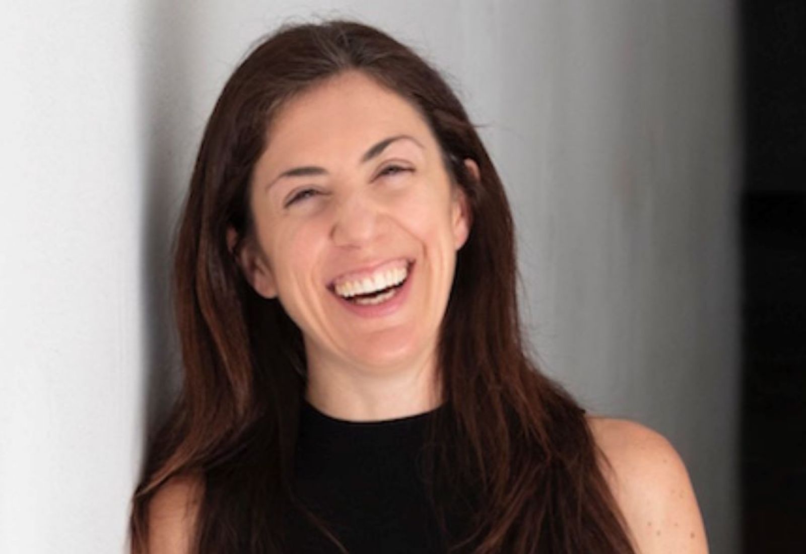 Nikki Chrysostomou of Movement Integration: How To Successfully Ride The Emotional Highs & Lows Of Being An Entrepreneur