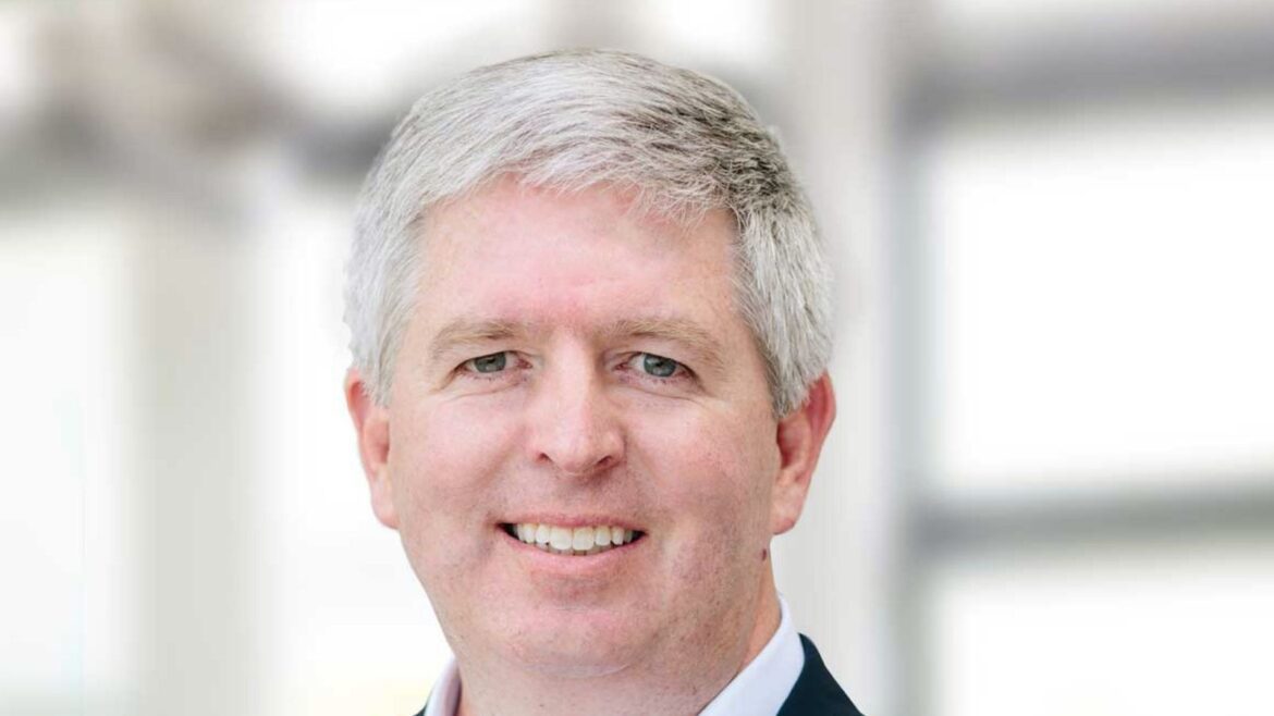 Shawn Sweeney of Spinnaker Consulting Group: How To Successfully Ride The Emotional Highs & Lows Of Being An Entrepreneur