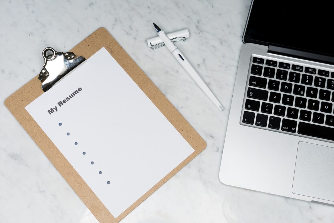 markus-winkler-7iSEHWsxPLw-unsplash health coach resume