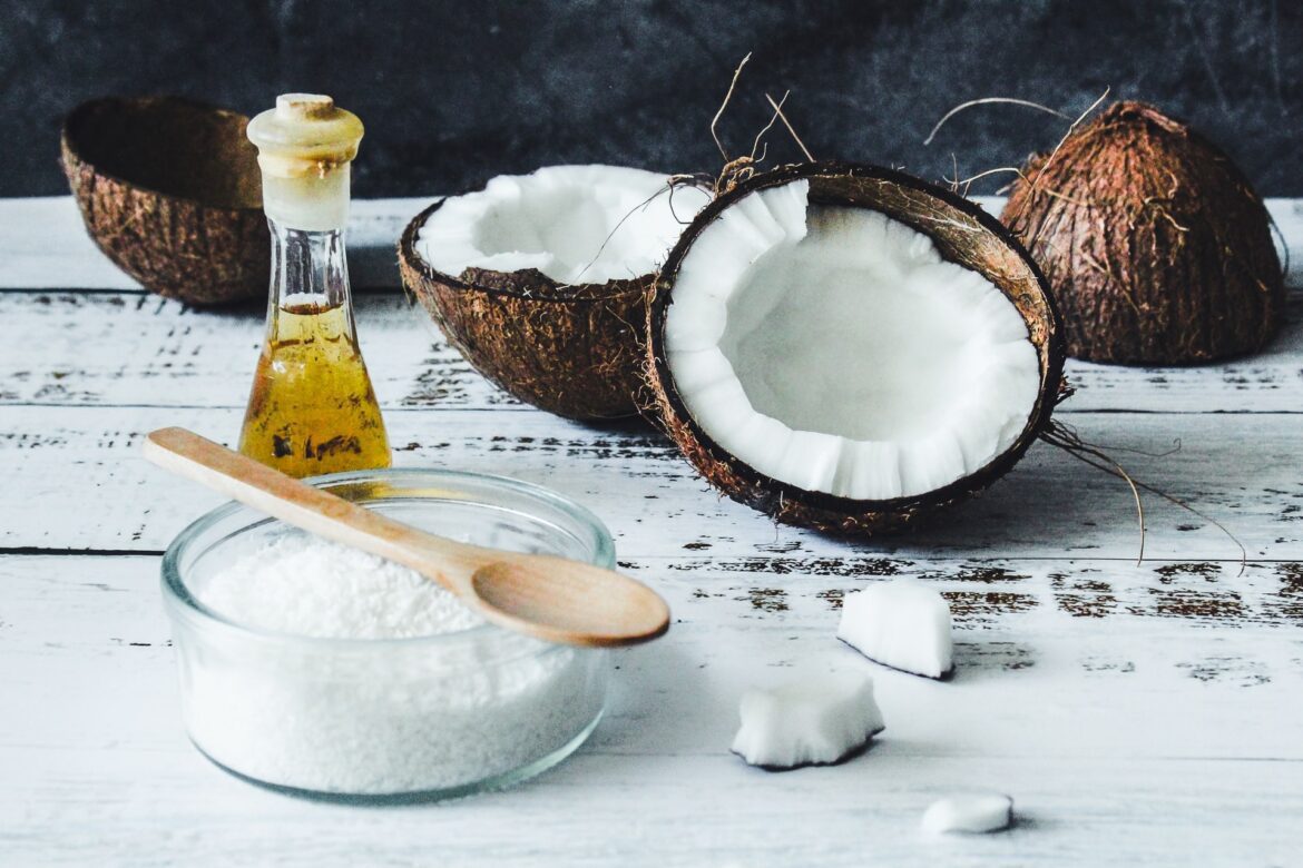 tijana-drndarski-Bb8_yBkb_6E-unsplash is mayo keto