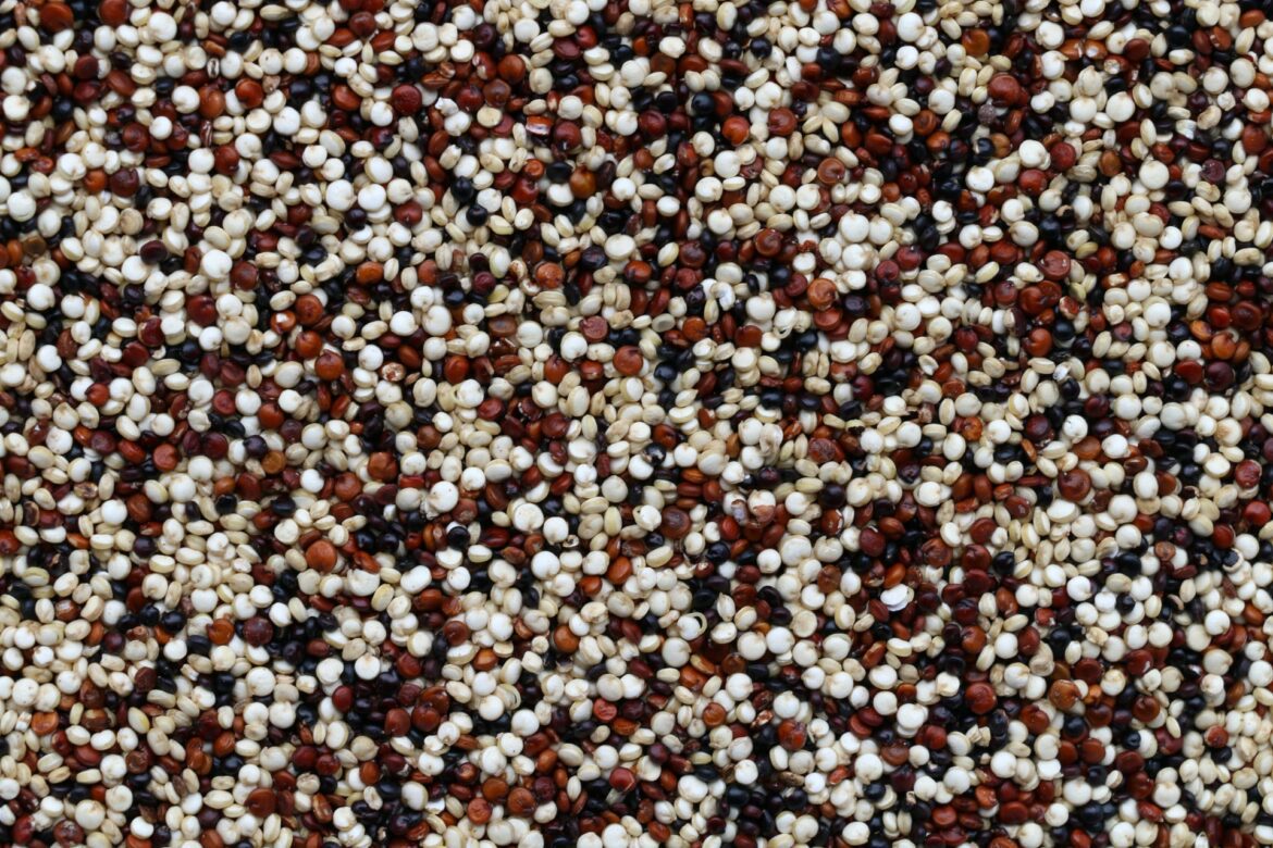 pierre-bamin-oZ4Krez3X5o-unsplash is quinoa keto