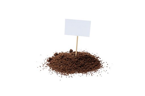 ground-coffee-powder-isolated-on-white-background-caffeine-addiction-picture-id1305798320